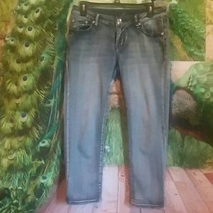 Apt 9 Jean Capris size 6
